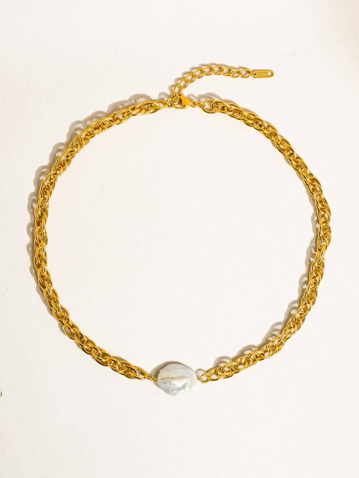 Loan 18K Non-Tarnish Bold Pearl Chain Necklace: Yellow Gold