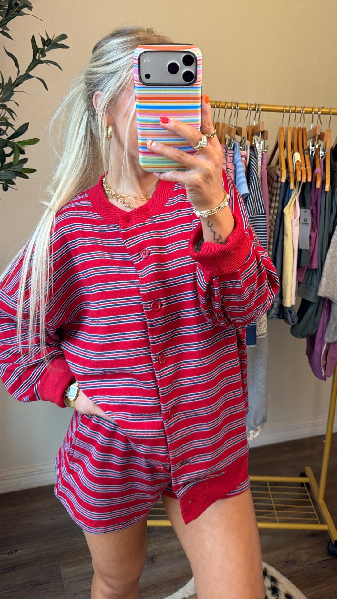 Retro Stripe Shorts - Red