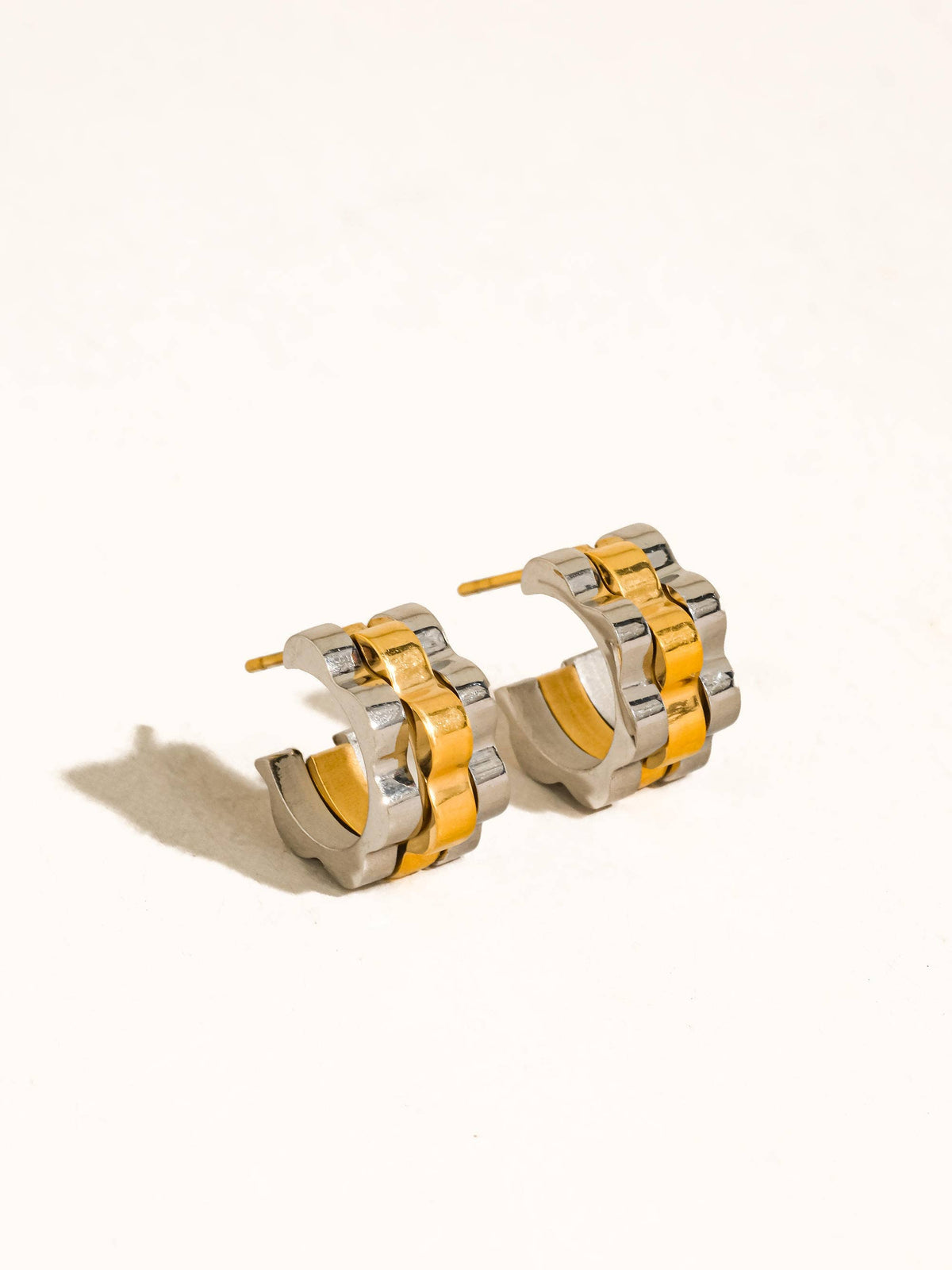 Paige 18K Gold Non-Tarnish Two-Tone Ribbed Hoop Earrings: Multi-Colored