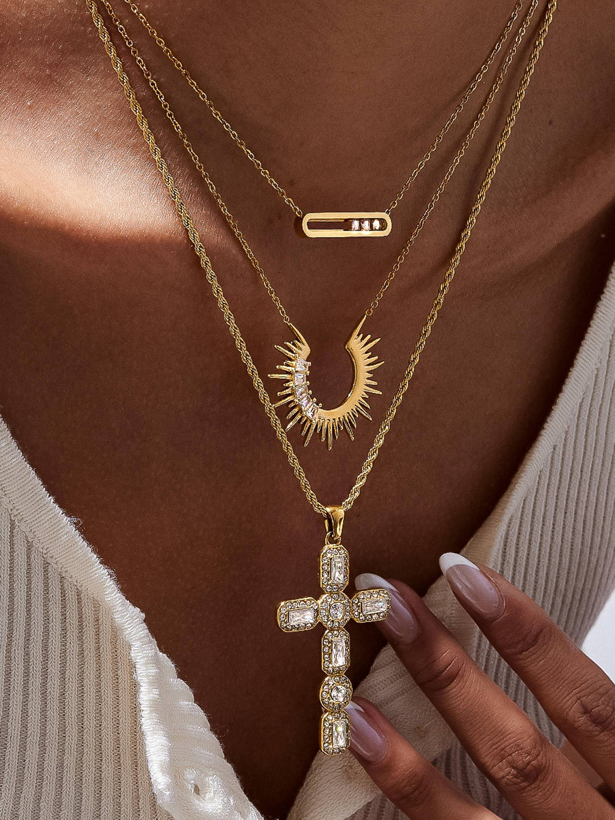 Solange 18K Gold Non-Tarnish Sunburst CZ Necklace: Yellow Gold